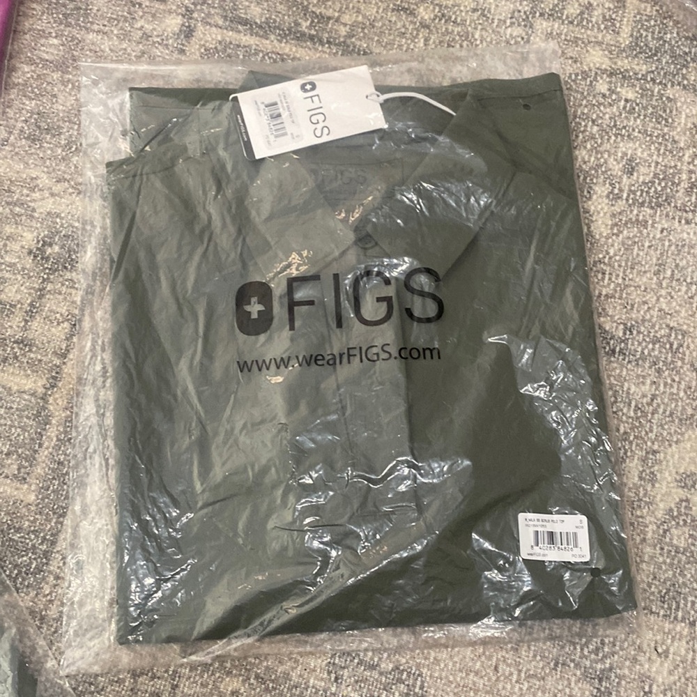 Figs women's Nala - Shortsleeve Scrub Polo S / Moss NWT